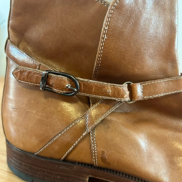 Gucci Men’s Leather Ankle Strap Boots - Picture 8 of 11